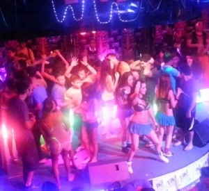 The incredible nightlife in Palawan